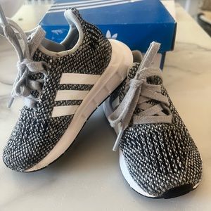 Adidas toddler size 5